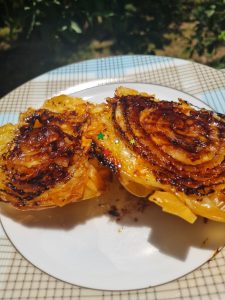 Κρεμμυδοπιτάκια